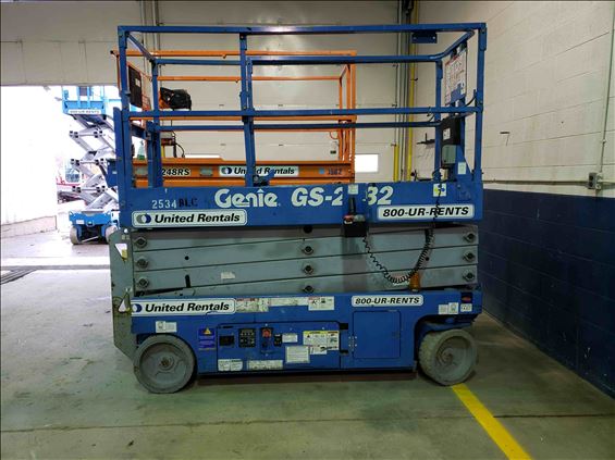 2014 Genie GS-2632 Scissor Lift
