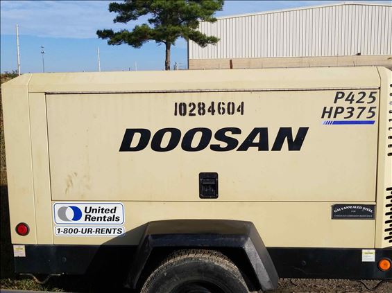 2014 Doosan P425/HP375WCUT4 Air Compressor