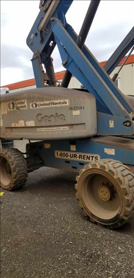 2013 Genie S-65 Boom Lift