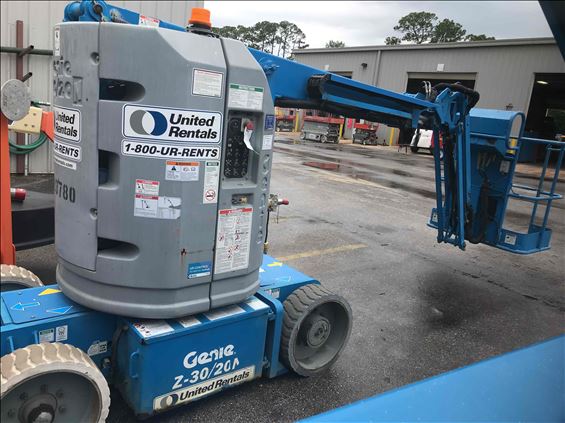 2013 Genie Z-30/20N RJ Boom Lift