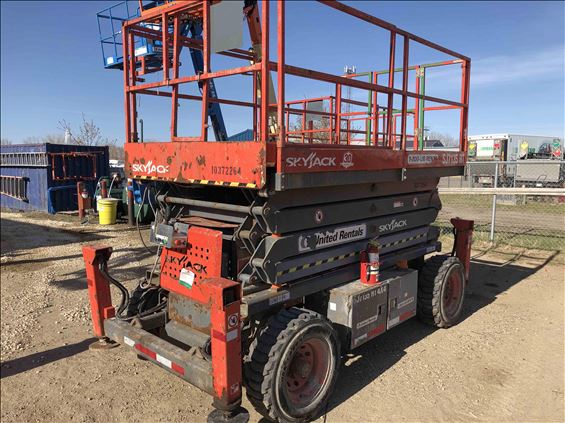 2015 Skyjack SJ7135RT Scissor Lift