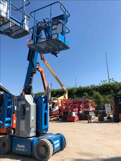 2012 Genie Z-30/20N RJ Boom Lift