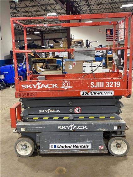 2015 Skyjack SJIII3219 Scissor Lift
