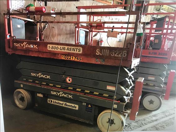 2014 Skyjack SJIII3226 Scissor Lift