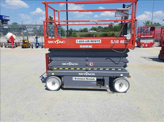 2014 Skyjack SJIII4632 Scissor Lift