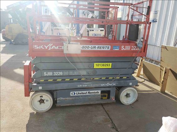 2013 Skyjack SJIII3226 Scissor Lift