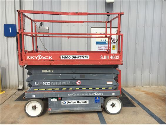 2013 Skyjack SJIII4632 Scissor Lift