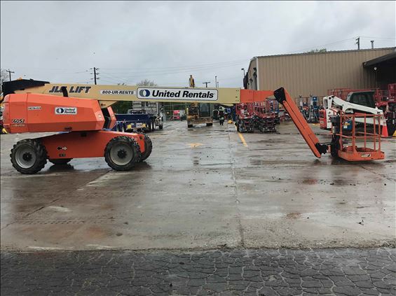 2013 JLG 660SJ Boom Lift