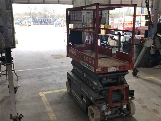 2013 Skyjack SJIII3219 Scissor Lift