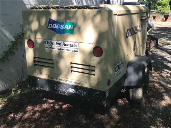 2014 Doosan P425/HP375WCUT4 Air Compressor