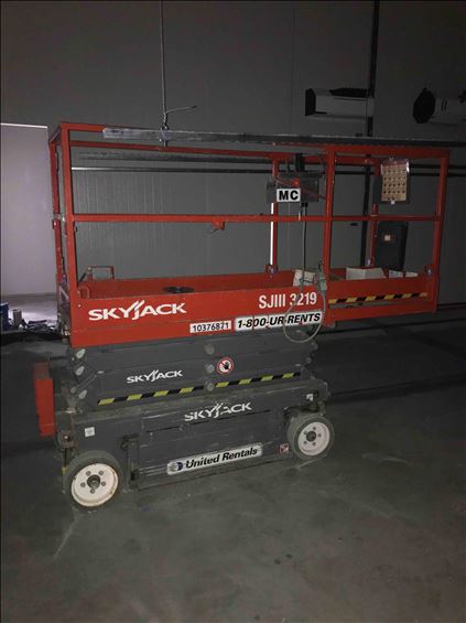 2015 Skyjack SJIII3219 Scissor Lift