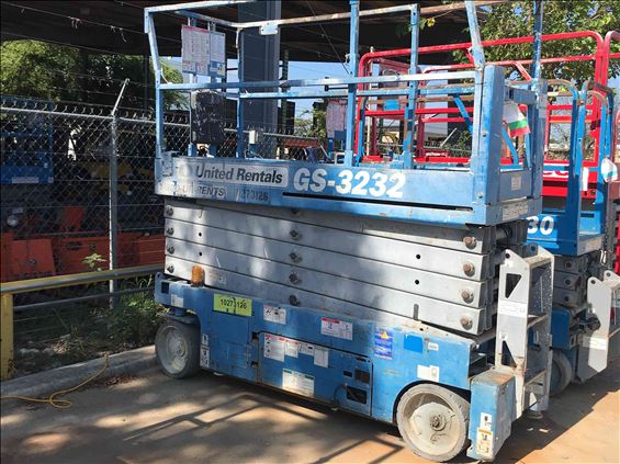 2014 Genie GS-3232 Scissor Lift