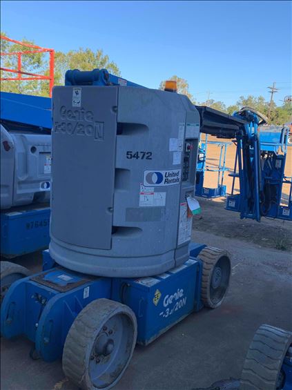 2013 Genie Z-30/20N Boom Lift