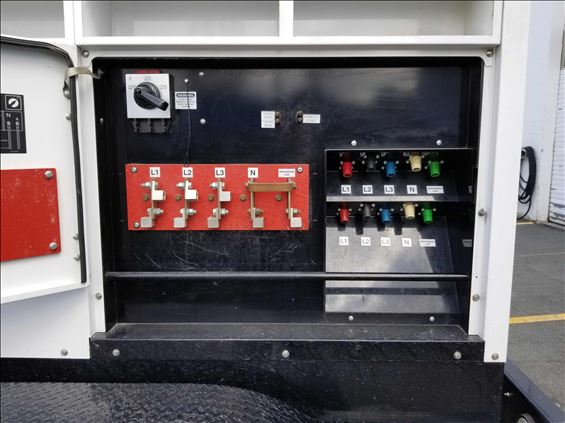 2015 Cummins C150D6RG Diesel Generator