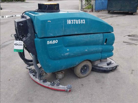 2015 Tennant 5680