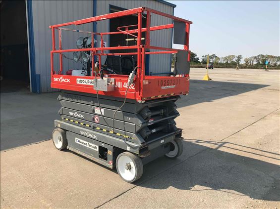 2014 Skyjack SJIII4632 Scissor Lift