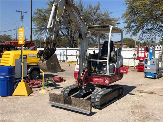 2017 Takeuchi TB230 Mini-Excavator