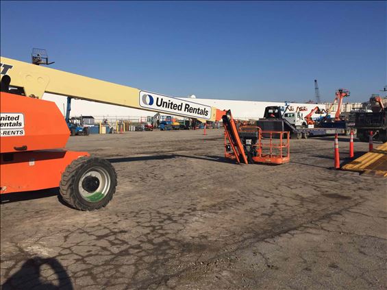 2013 JLG 860SJ Boom Lift