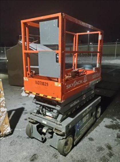 2015 Skyjack SJIII3219 Scissor Lift