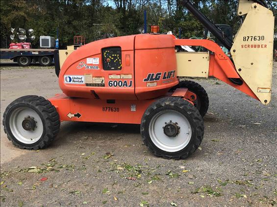 2011 JLG 600AJ Boom Lift