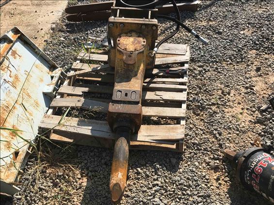 2014 Atlas Copco SB452 Earthmoving Attachment