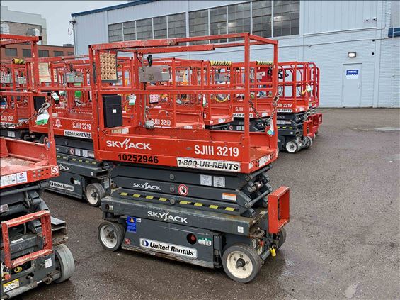 2014 Skyjack SJIII3219 Scissor Lift