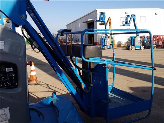 2015 Genie GR-26J Boom Lift