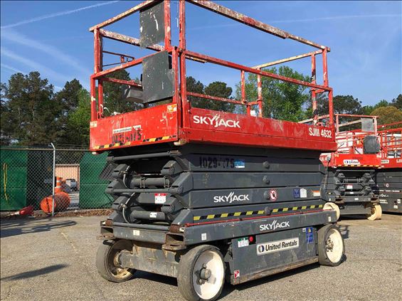 2014 Skyjack SJIII4632 Scissor Lift