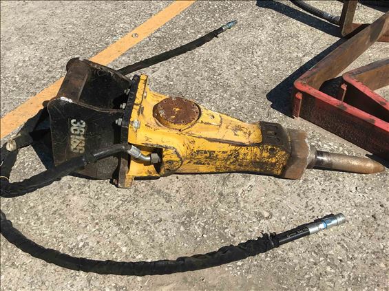 2016 Atlas Copco SB 220 Earthmoving Attachment