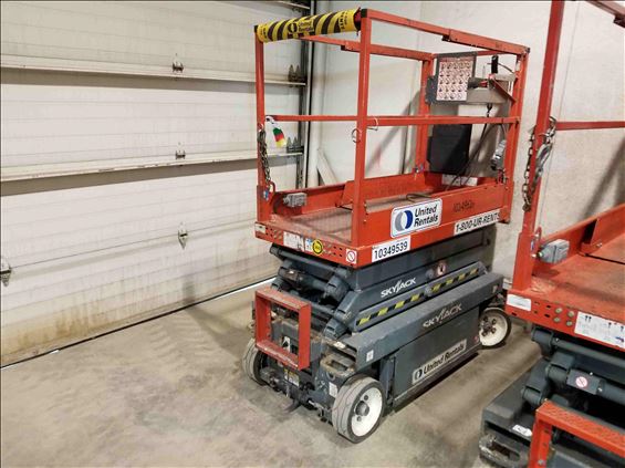 2015 Skyjack SJIII3219 Scissor Lift
