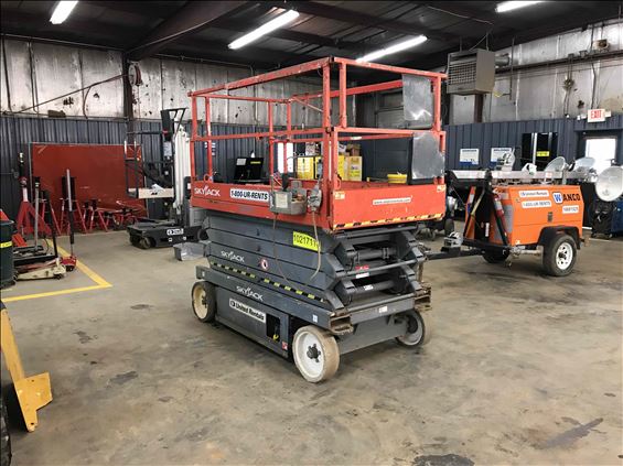2014 Skyjack SJIII4632 Scissor Lift