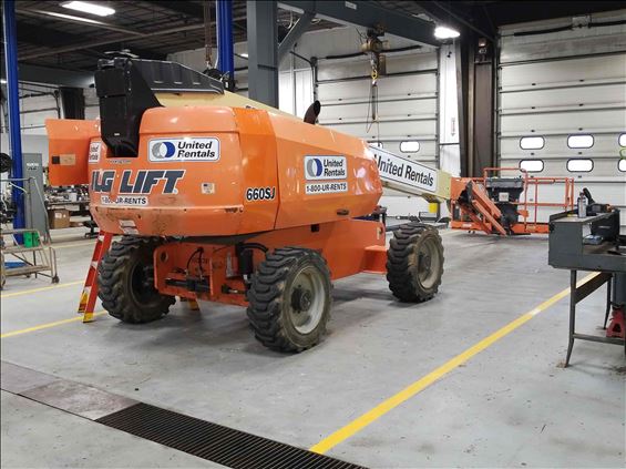2013 JLG 660SJ Boom Lift