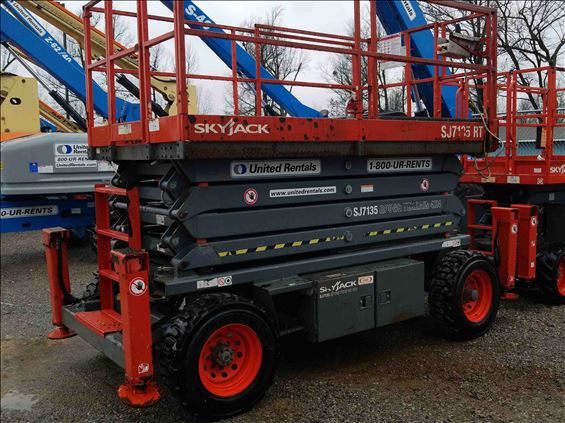 2014 Skyjack SJ7135RT Scissor Lift
