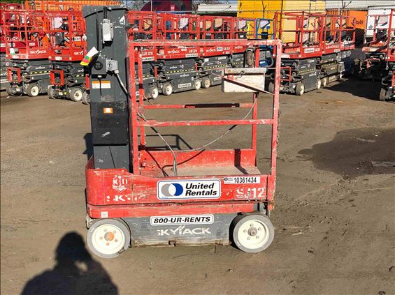 2015 Skyjack SJ12 Scissor Lift