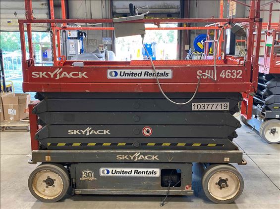 2015 Skyjack SJIII4632 Scissor Lift