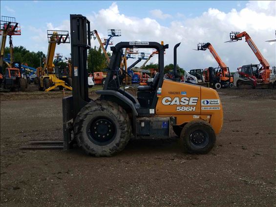 2017 Case 586H Rough Terrain Forklift