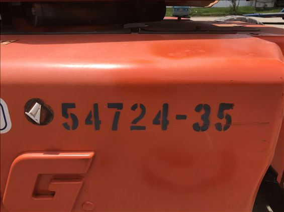 2012 JLG E400AJ Boom Lift
