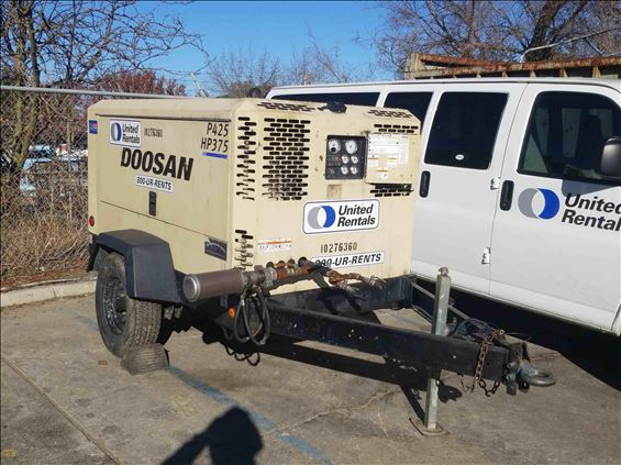2014 Doosan P425/HP375WCUT4 Air Compressor