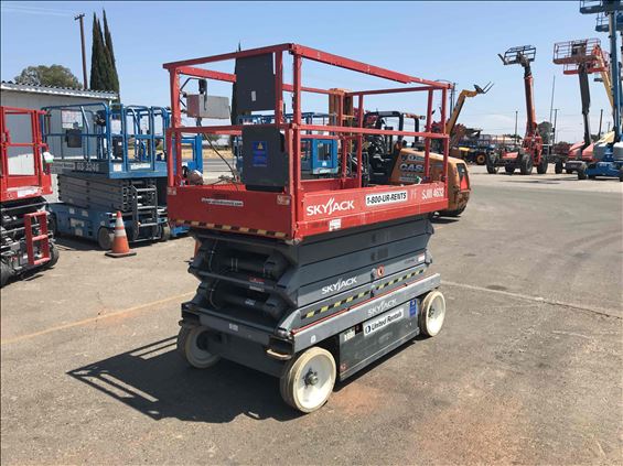 2014 Skyjack SJIII4632 Scissor Lift