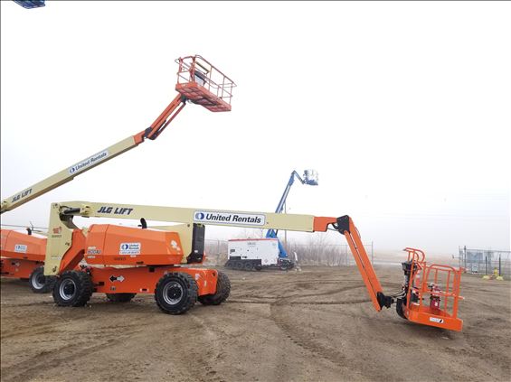 2013 JLG 800AJ Boom Lift