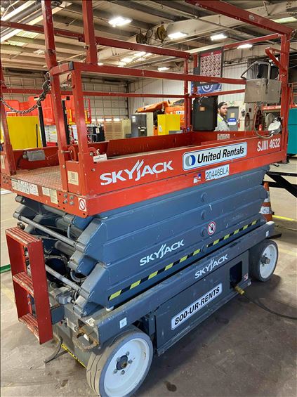 2015 Skyjack SJIII4632 Scissor Lift