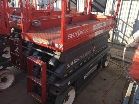 2013 Skyjack SJIII3226 Scissor Lift