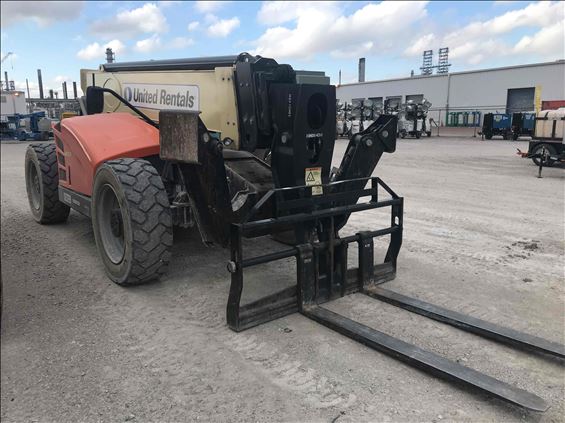 2016 JLG 1055 Rough Terrain Forklift