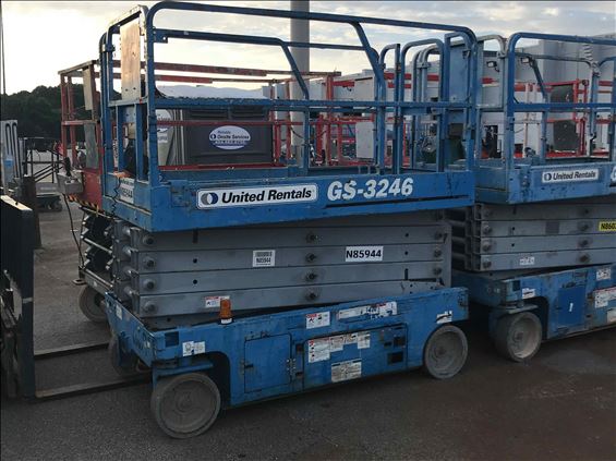 2014 Genie GS-3246 Scissor Lift