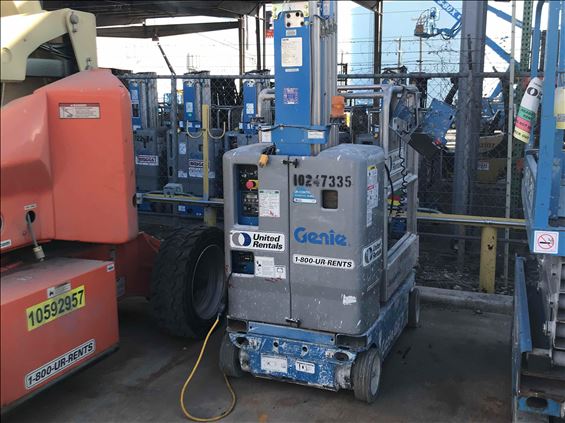 2014 Genie GR-20 Scissor Lift