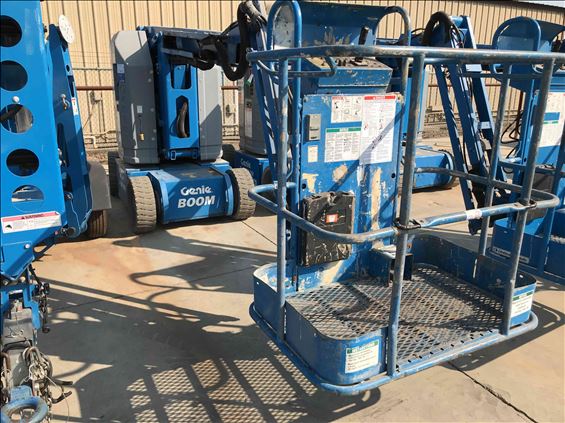 2013 Genie Z-30/20N Boom Lift