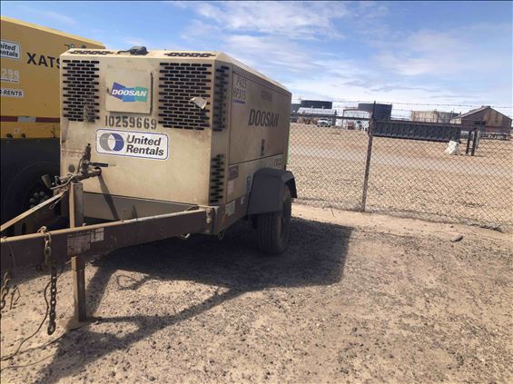 2014 Doosan P425/HP375WCUT4 Air Compressor