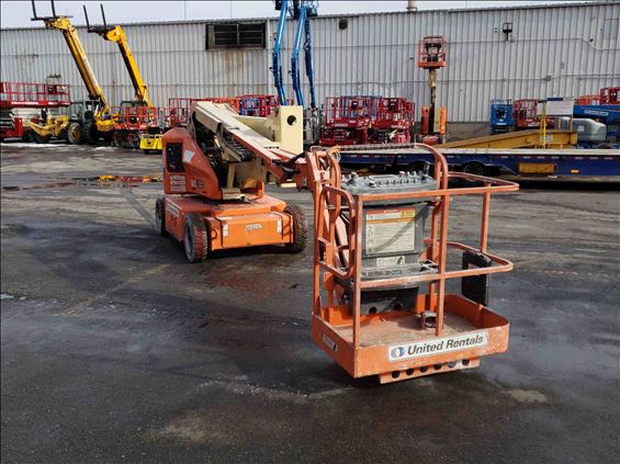 2011 JLG E400AJPN Boom Lift
