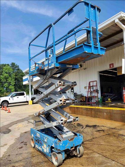 2014 Genie GS-1930 Scissor Lift