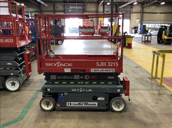 2014 Skyjack SJIII3215 Scissor Lift